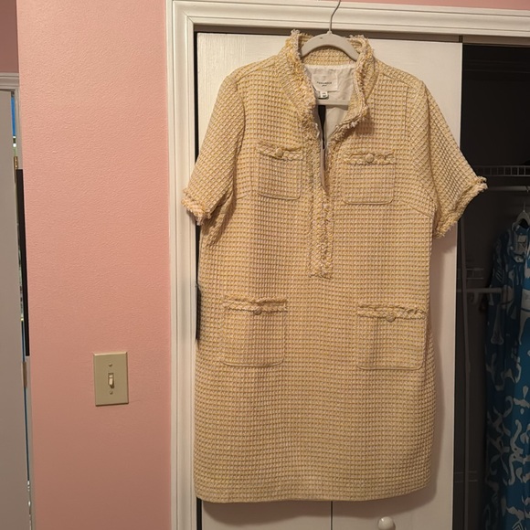 Yellow Textured Short Sleeve Dress - Picture 3 of 3
